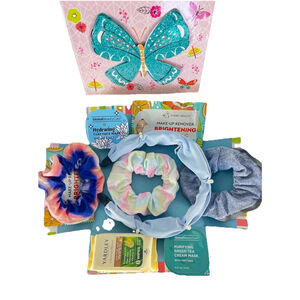 Gift Box Beauty Set Scrunchies Headbands Face Masks Self Care